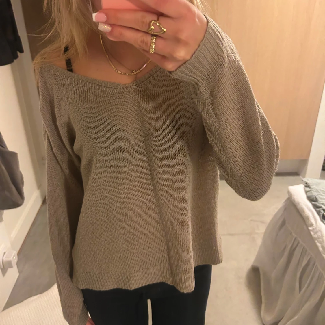 Beige stickad tröja - 90