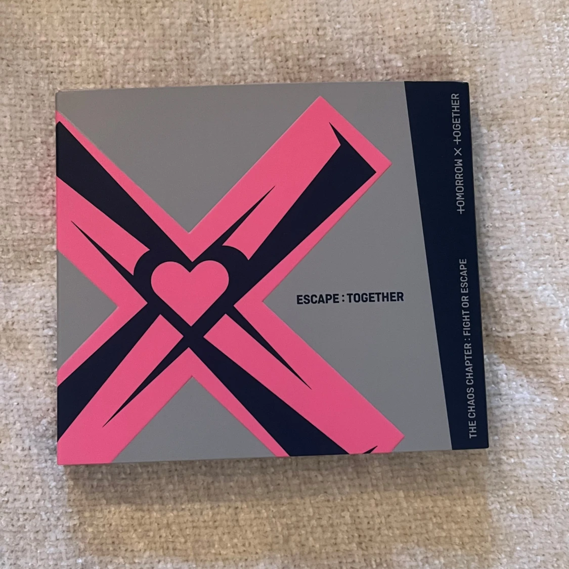 Tomorrow x together album fight or escape jewel case version
