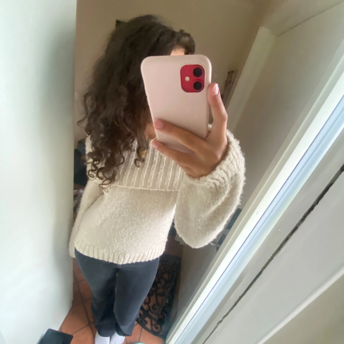 Stickad off shoulder tröja