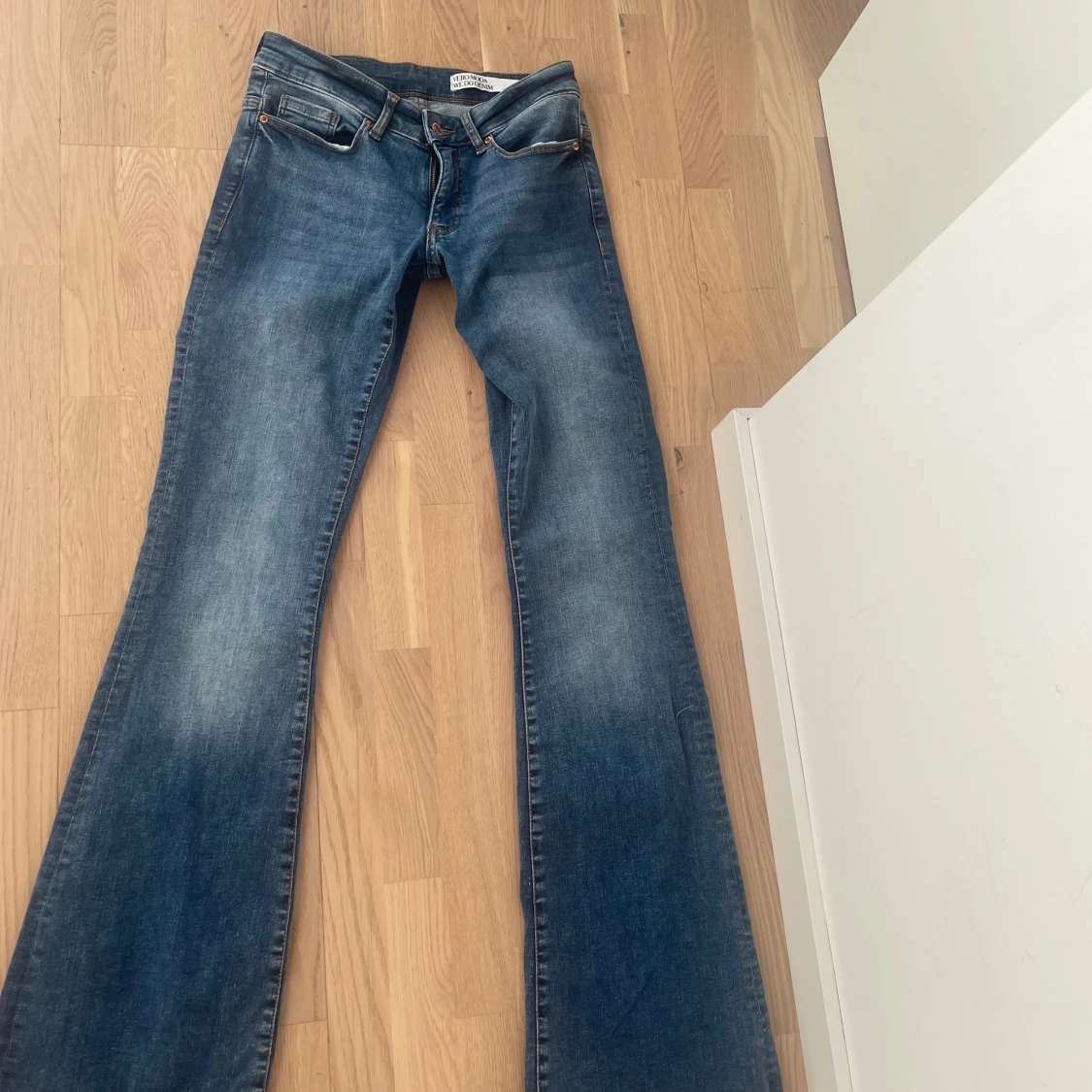 Lågmidjade bootcut jeans 🙏🏻 - 92