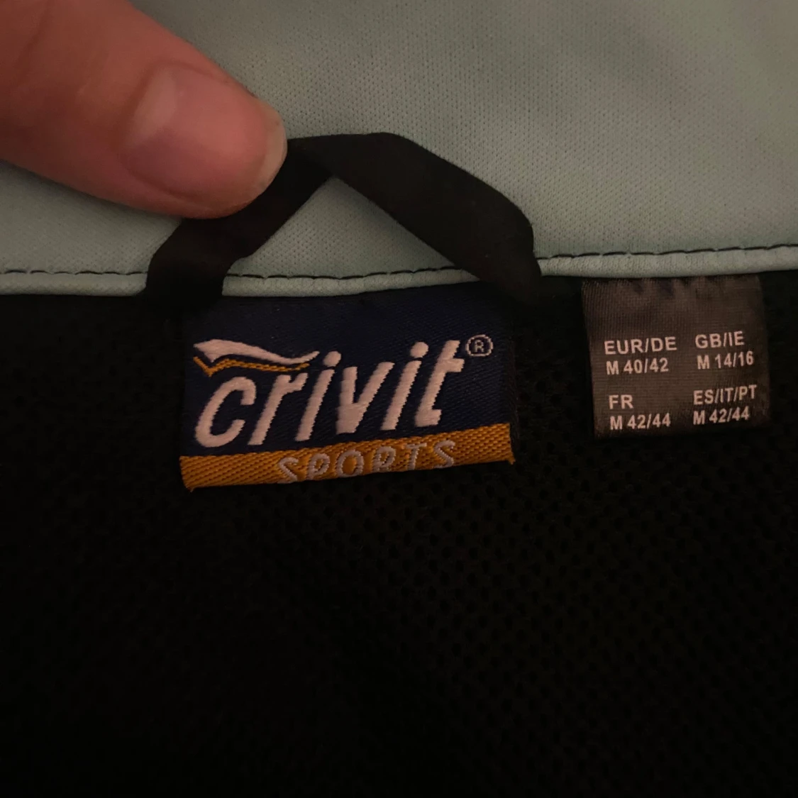 Svart vindjacka från Crivit - 90