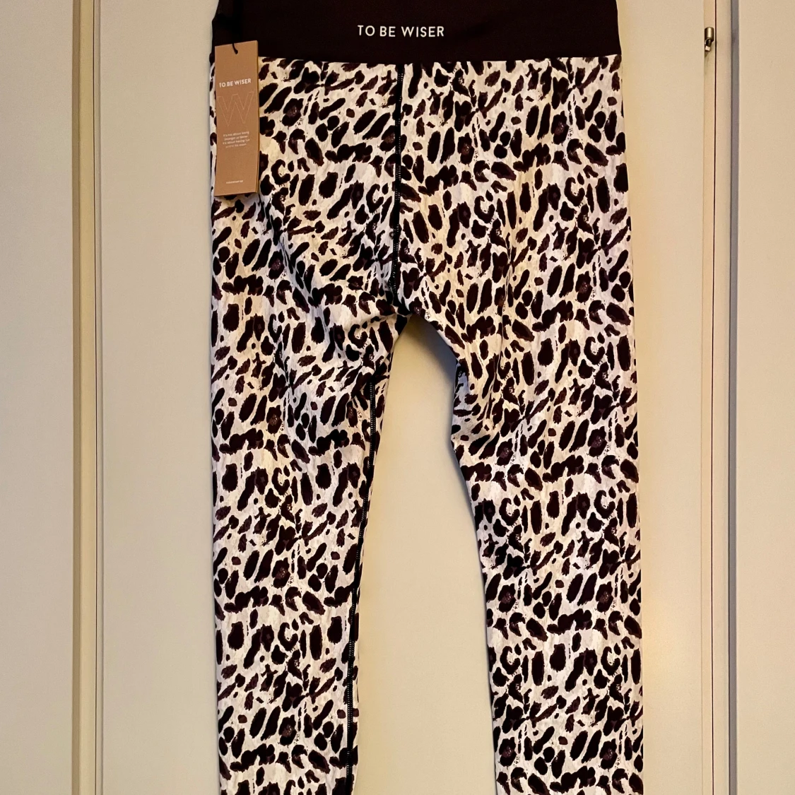 *NY*To be Wiser Leo leggings stl L, presenttips!
