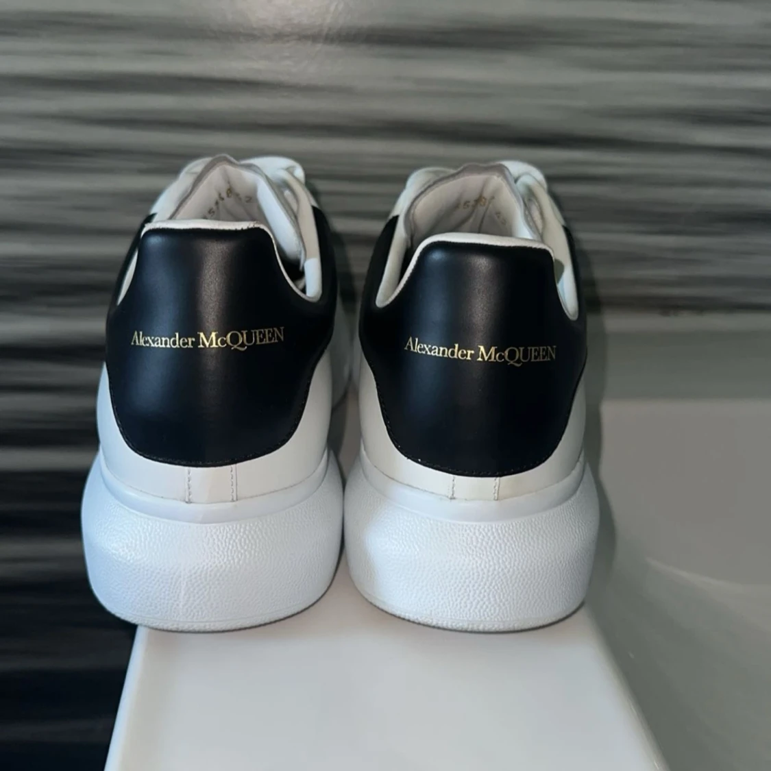 Alexander McQueen - 91