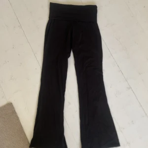 Yoga pants  - Svarta yoga pants stl XS. Inga skador.
