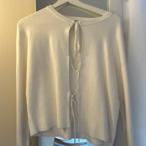 Jätte söt knappt använd Gina tröja stl Xs - Jätte fin