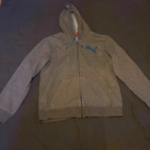 Puma tröja - Tröja från puma. Lägre pris vid snabb affär. Skriv vid frågor.