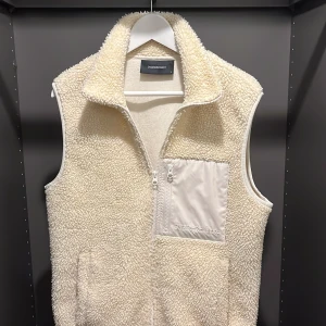 Fleece väst peak performance  - Vit Peak Performance väst | 9/10 skick | Nypris 1200kr 