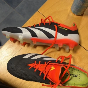 Adidas predator FG - Adidas Predator FG storlek 41 1/3 Skick 8/10  Använda max 5 gånger