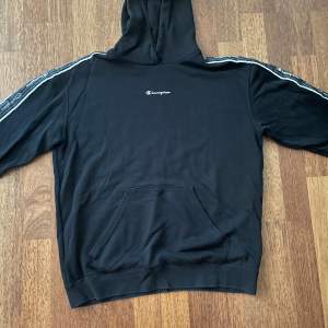 Champion hoodie utan snöre