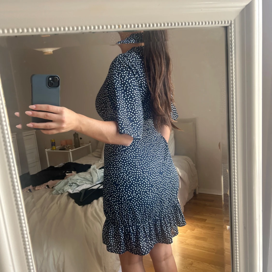 Prickig omlottklänning  - 91