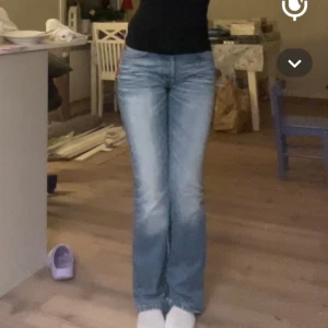 Lågmidjade lee jeans - Snygga aldrig anvönda