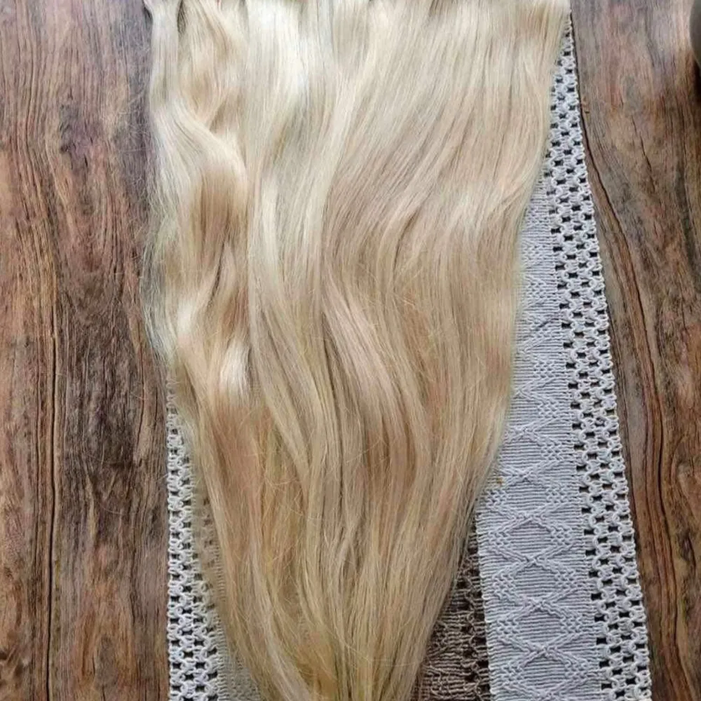 Hej   Jag säljer mitt fina löshår från My extensions , 60 cm långt och det är välskött använt ca 3 gånger   Går super bra att styla håret, och alla clips är hela  Jag kommer sälja de för 625 + frakt , går även att mötas upp om man bor nära mig . Skönhet.