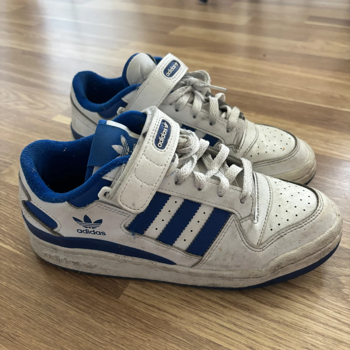 Aadidas forum low - 90
