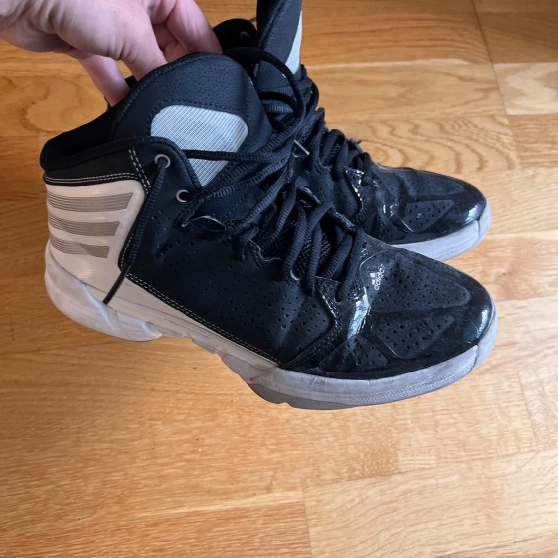 Adidas sneakers storlek 40