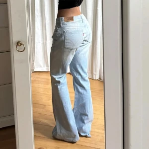 Ljusblå Levis jeans - Skriv för fler bilder 🩷