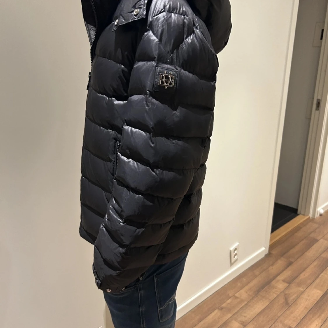 Svart pufferjacka från bvaldi  - 91