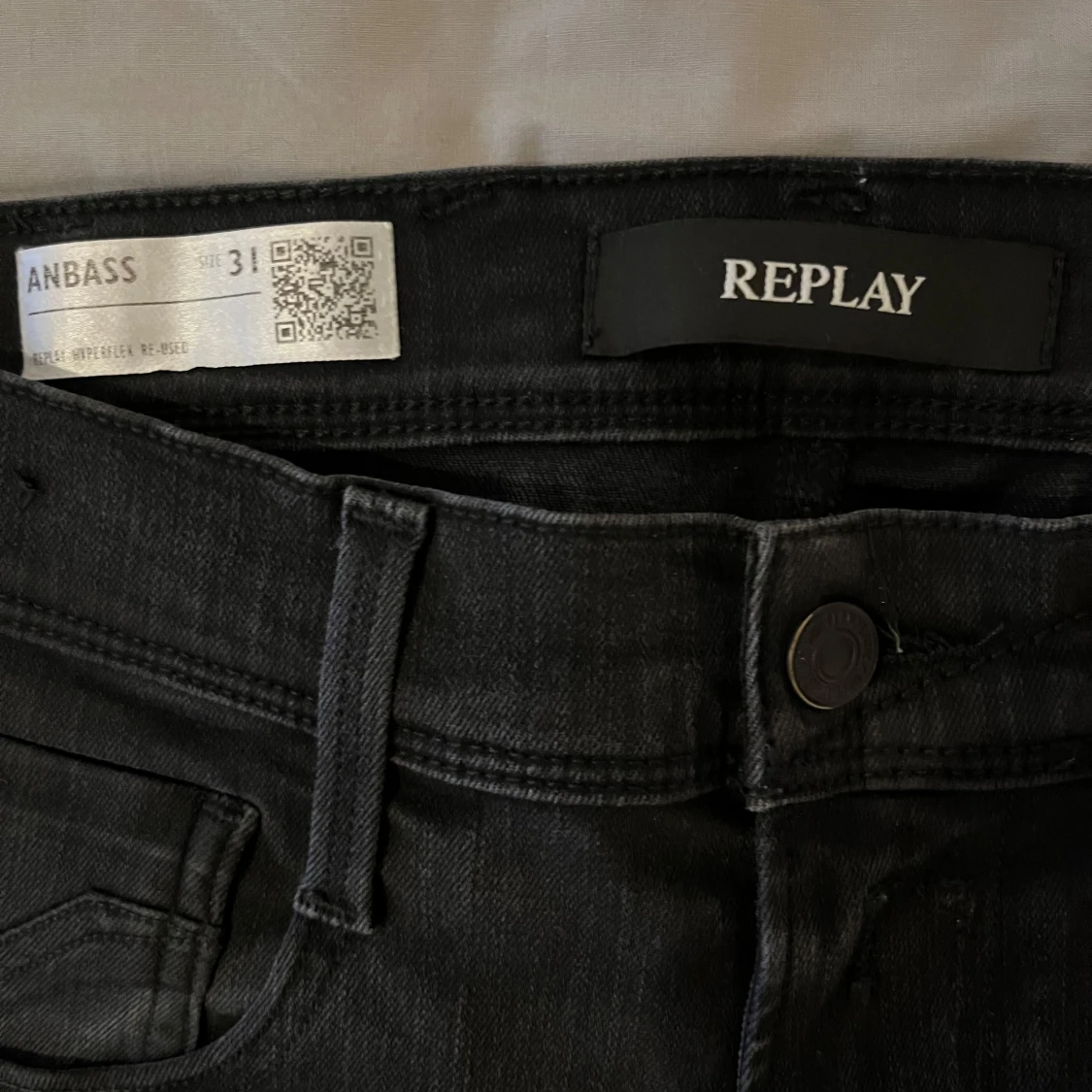 Svarta jeans från Replay - 3