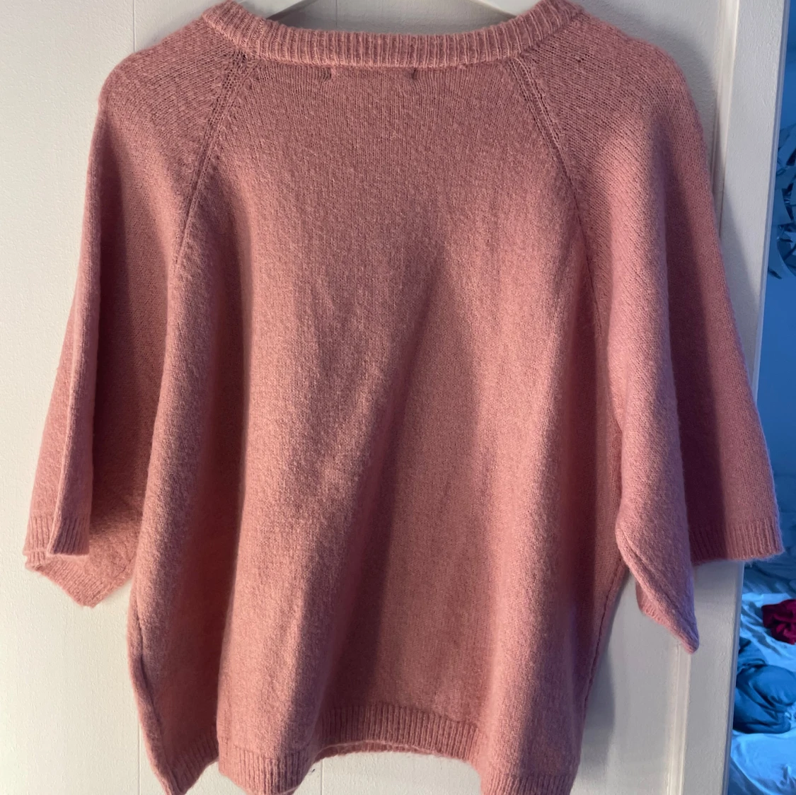 Rosa stickad tröja - 2