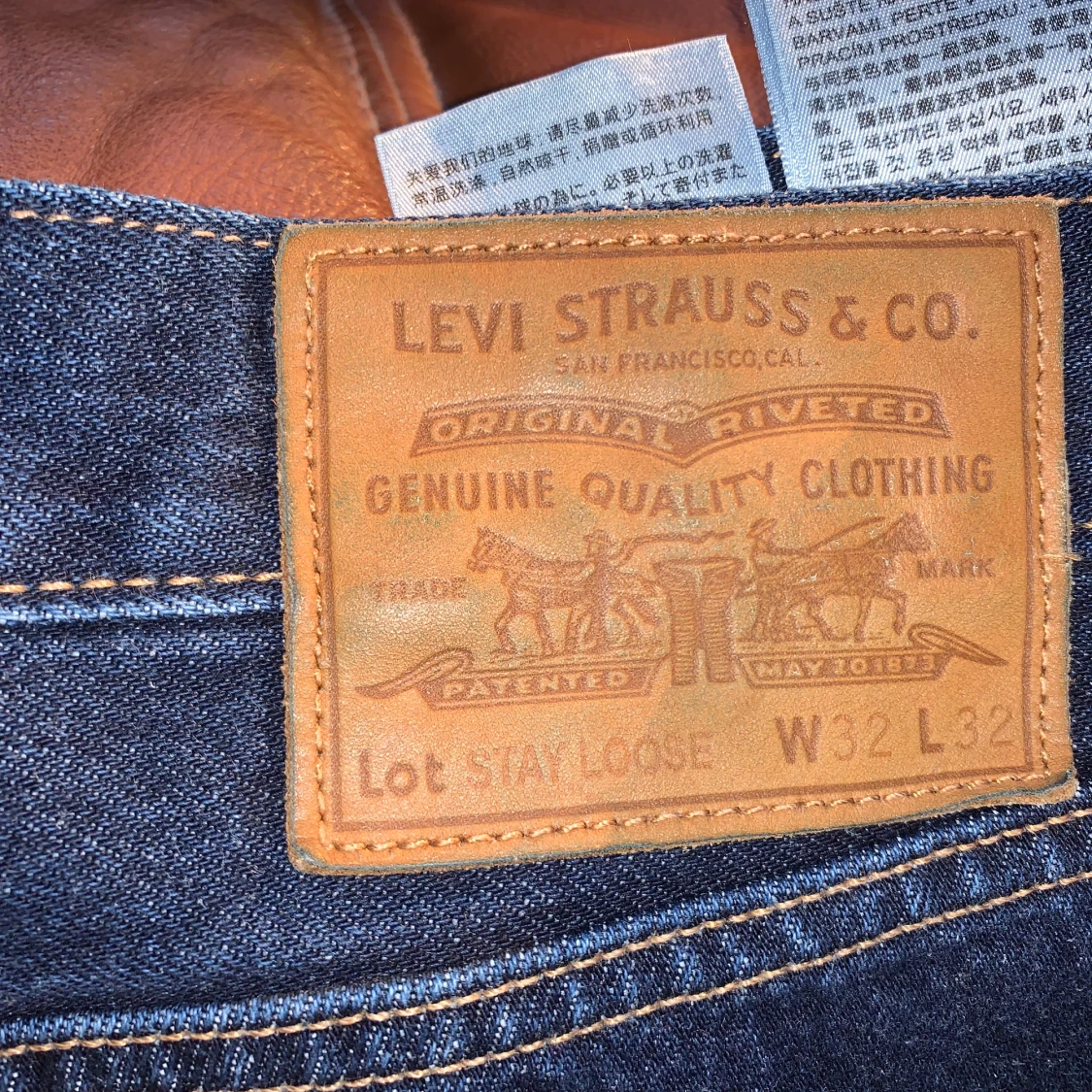 Levis Stay Loose - 91