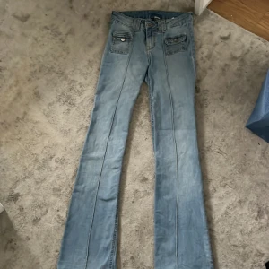 Hm jeans - Säljer för dom e för långa,slutsålda på hm  Pris kan diskuteras💕 