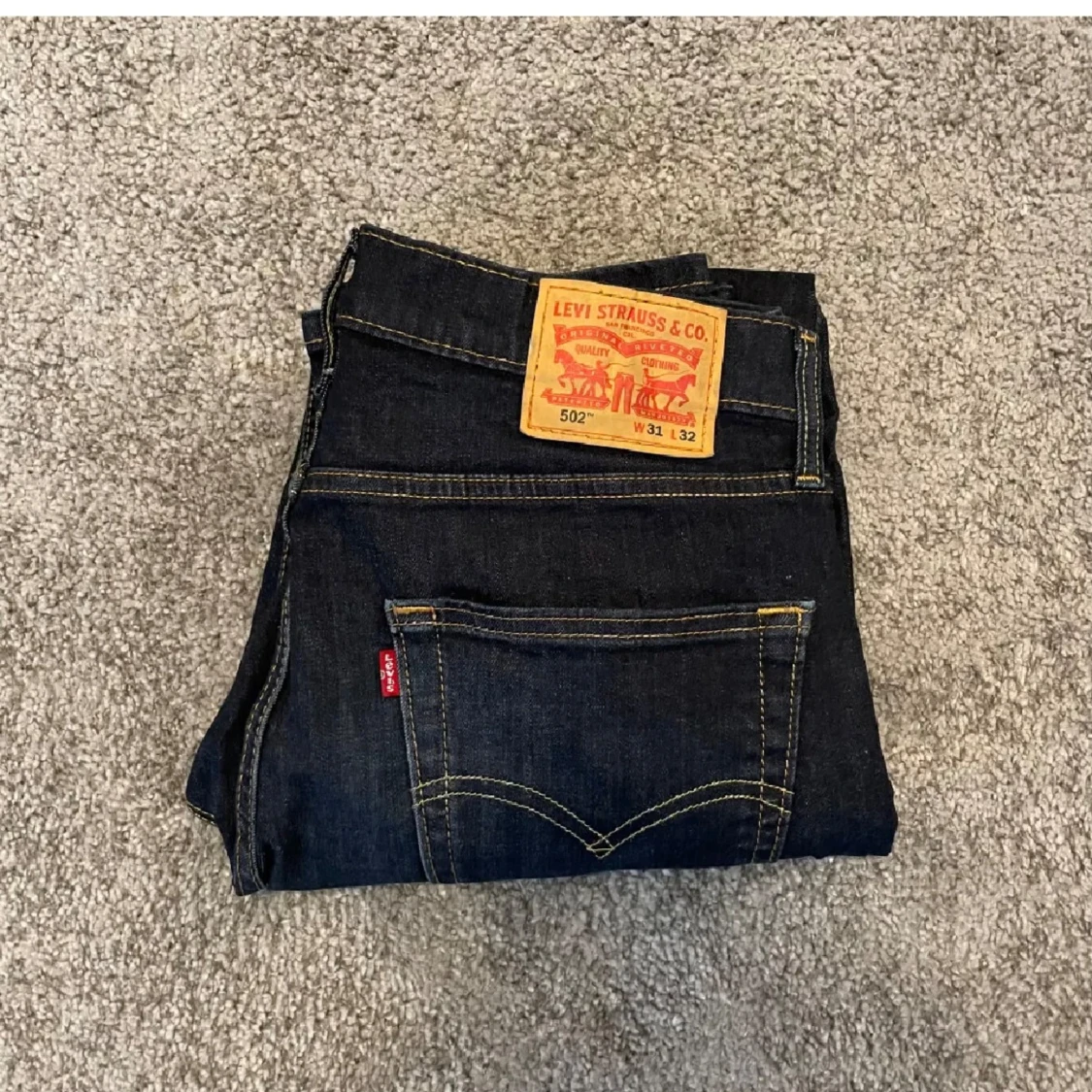 Levis 502