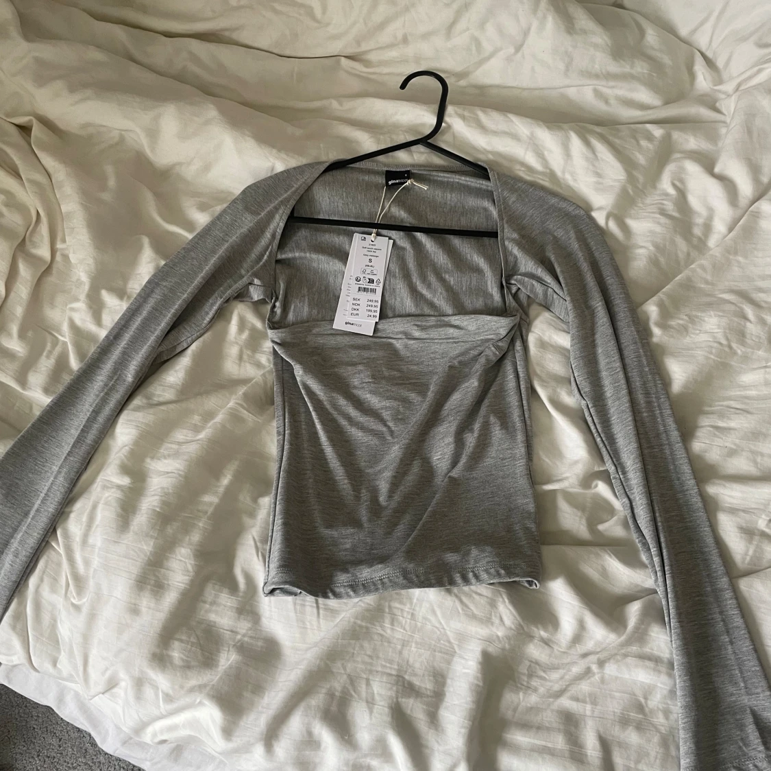 grå soft touch topp - 90