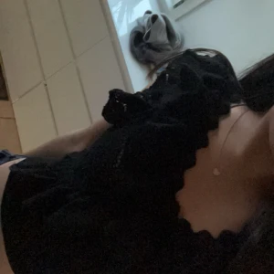 Tröja - Snygg tröja från zara använt den några gånger men är i super fint skick💗