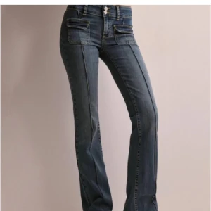 Nelly jeans - Snygga jeans i nysckick, storlek 36.