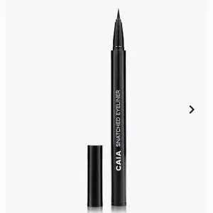 säljer en eyeliner ifrån CAIA i färgen svart! Nypris 195kr 🥰 förpackningen är öppnad men inte till själva produkten! Priset kan diskuteras och jag står inte för frakten! 🥰