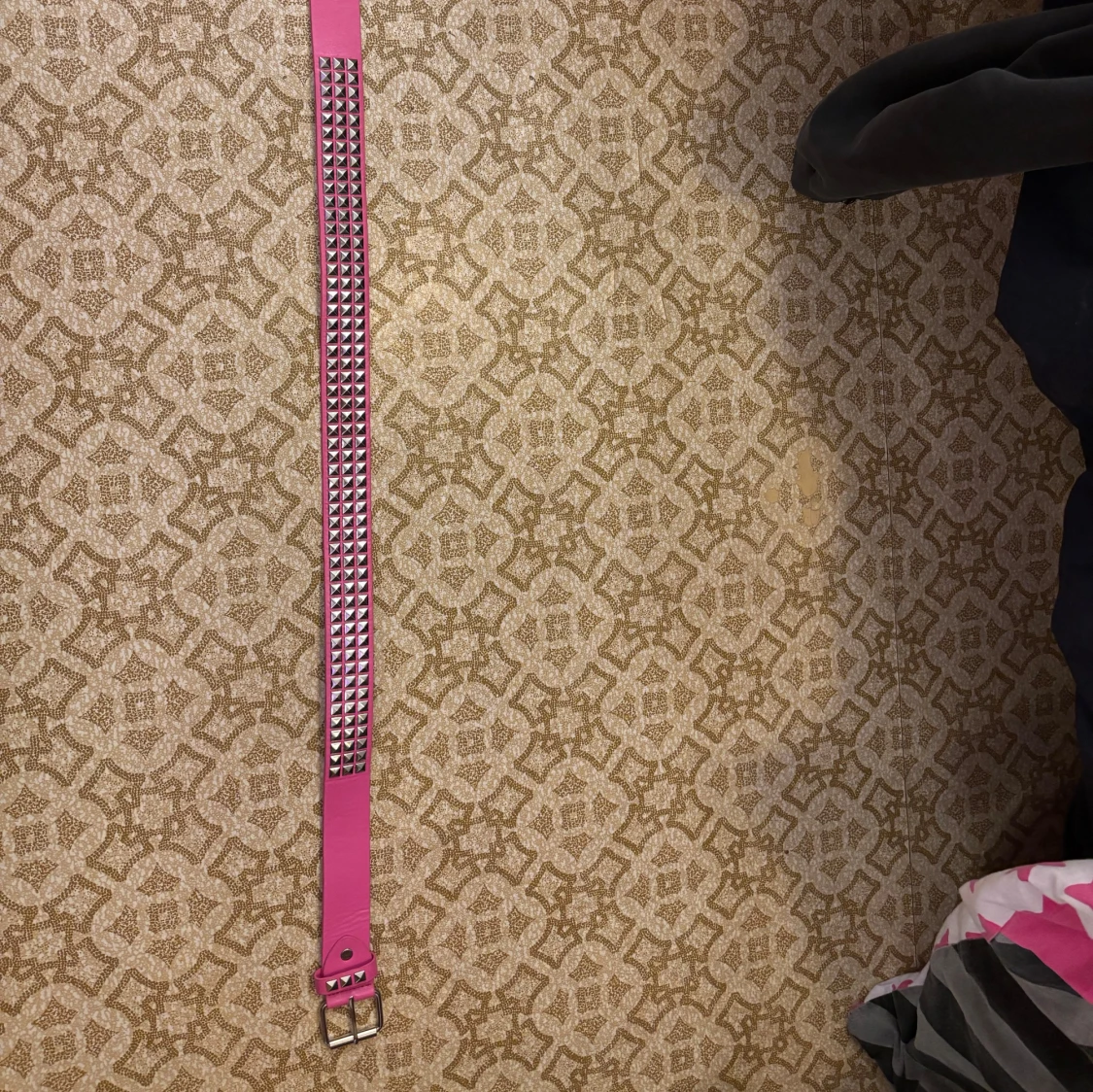 Rosa nit bälte  - 90