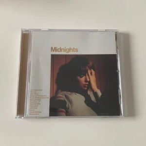 Midnights cd - Aldrig spelad. Vid frågor kontakta mig 💗