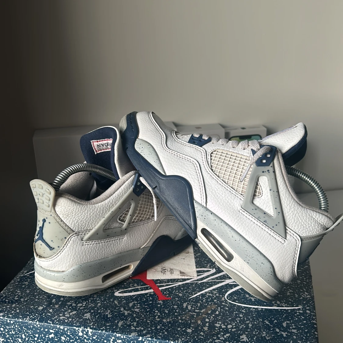 Jordan 4 Midnight navy - 90
