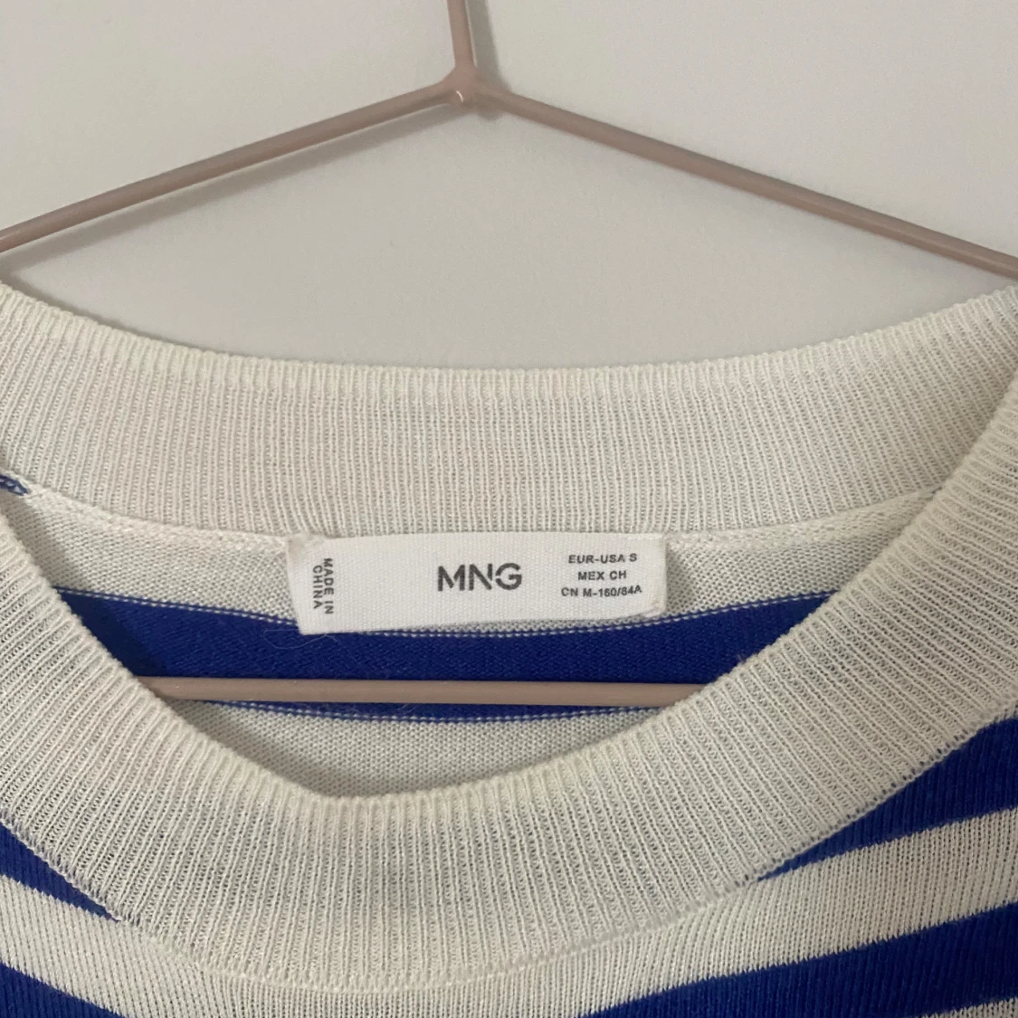 Blårandig tröja - 90