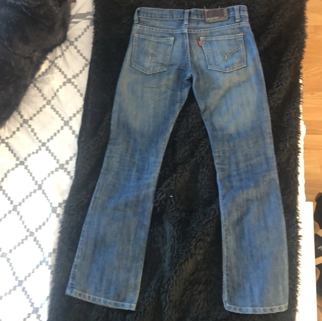 Blå bootcut jeans från Peachi  - 90