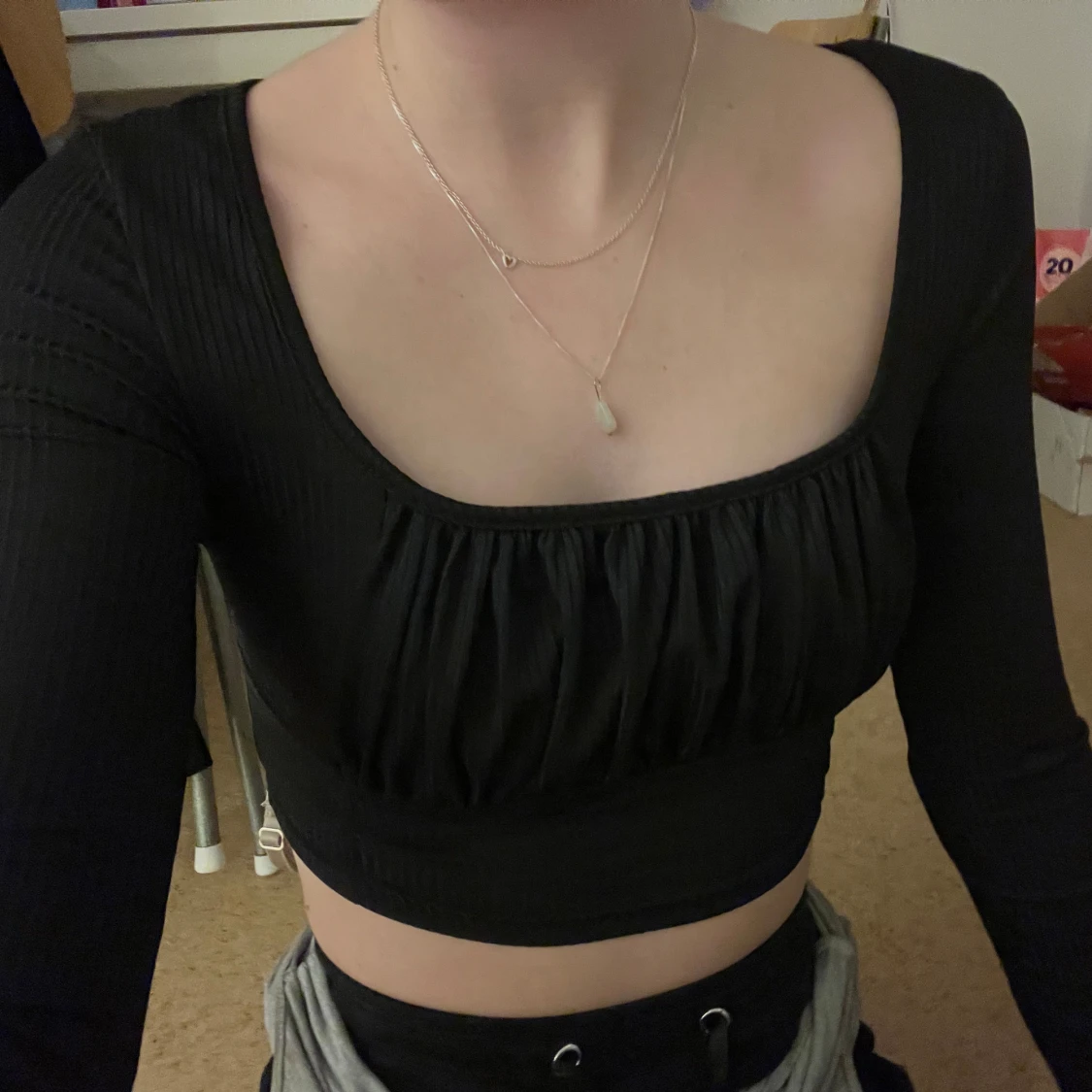 Svart långärmad tröja  - 90