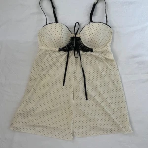 Topp - Intressekoll! Storlek 75b