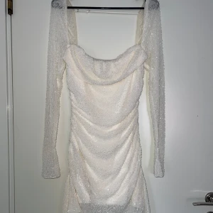 Ferrara glitter klänning, oh polly  - Helt oanvänd oh polly klänning, exklusivt kvalite. Nypris: 1 300:-