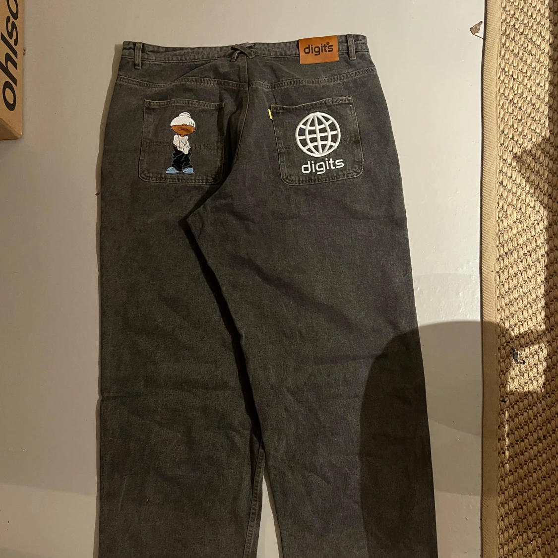 Grå jeansbyxor från Digits