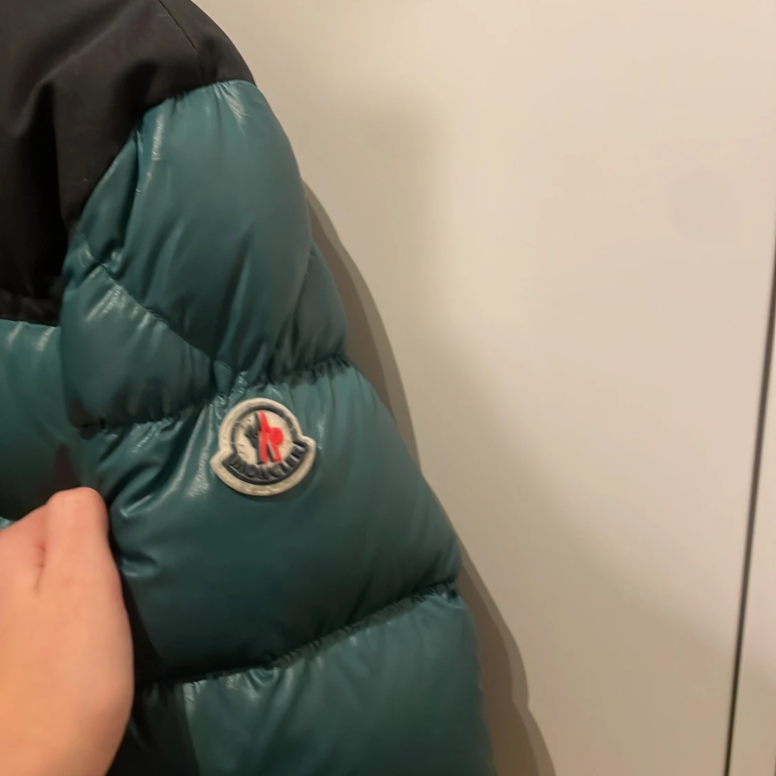 Grön och svart dunjacka från Moncler - 90