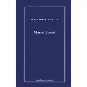 Ernst Robert Curtius (18861956) var en tysk litteraturforskare och romanist, vars klassiker Europeisk litteratur och latinsk medeltid (1948) har kommit i otaliga utgåvor. Hans studie Marcel Proust (1925) är en av de första böckerna om Proust. Curtius blev tidigt en av Prousts förespråkare och stod även i kontakt med honom. Analysen av På spaning efter den tid som flytt har, trots att den är närmast ett sekel gammal, inte förlorat sin aktualitet eller betydelse för förståelsen av och forskningen om Proust. Ulf Claësson har översatt boken och Johan Sehlberg, Proustforskare och filosof, har skrivit ett efterord.    Format Inbunden   Omfång 150 sidor   Språk Svenska   Förlag Bokförlaget Faethon   Utgivningsdatum 2023-10-16   Medverkande Ulf Claësson   Medverkande Johan Sehlberg   ISBN 9789189728592  