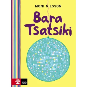 Bara Tsatsiki (inbunden) - Nu börjar Tsatsiki i trean och livet har förändrats en hel del: Morsan och Göran har gift sig och väntar barn, pappa Bläckfiskaren kommer på besök till ett kallt och snöigt Stockholm, farfar i Grekland dör, men morfar finns som tur är kvar. Tsatsiki och Per Hammar blir ofrivilligt paraplyrånare och i skolan får hela klassen löss. Tsatsiki bestämmer sig för att sluta med fotbollen, han vill mycket hellre gå på danskurs. Men bör killar tycka så mycket om att dansa? När rockgruppen The Vråling Fracks som Tsatsiki är med i ska spela på klassfesten har de inte hunnit öva alls. Och det gör Tsatsiki minst sagt nervös. Men de gör succé i alla fall och sedan är det två tjejer som frågar chans på Tsatsiki: Maria Grynwall och Sara. Vem ska han välja? De populära böckerna om Tsatsiki har fått en rad utmärkelser och priser och har översatts till många olika språk. Några av böckerna har även filmatiserats. Bara Tsatsiki är den tredje delen i serien. Moni Nilsson (född 1955) är en av våra mest älskade barn- och ungdomsboksförfattare. Under sin författarbana, som spänner över nästan 30 år, har hon skrivit inom många olika genrer och för olika åldrar. Sitt stora genombrott fick hon med böckerna om Tsatsiki som översatts till över 20 språk och även har filmatiserats.  "Bara Tsatsiki" innehåller många typiska händelser som 9-åriga killar kan tänkas råka ut för./.../ Många träffsäkra detaljer. Denna genuint trevliga kapitelbok kräver goda läsare i lågstadieåldern men den går också mycket bra att använda som högläsningsbok för skolår 3.  Isabelle Halvarsson, BTJ    Format Inbunden   Språk Svenska   Utgivningsdatum 2015-08-29   Medverkande Sarah Sheppard   ISBN 9789127139329  