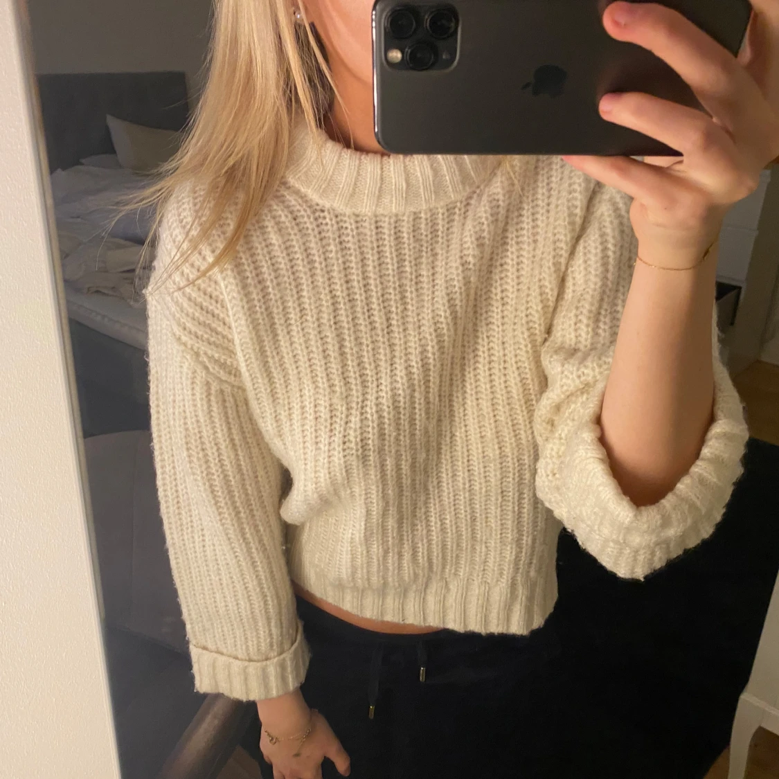 Vit stickad croppad tröja - 90