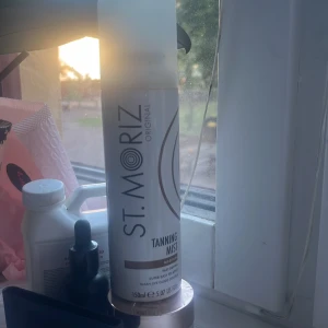 Brun utan sol från H&M  - Bus från st.moriz köpt på H&M använd 1 gång men säljer pga har många andra köpt för 79
