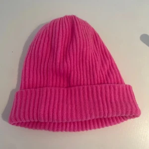 Mössa  - En rosa mössa perfekt till vintern 