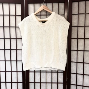 Oversize stickad väst  - Oversize stickad väst från Lindex 