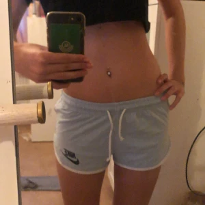 Nike shorts - Jätte bra skick knappt använda 