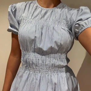 Peplum topp  - Jätte söt randig peplum topp 💕