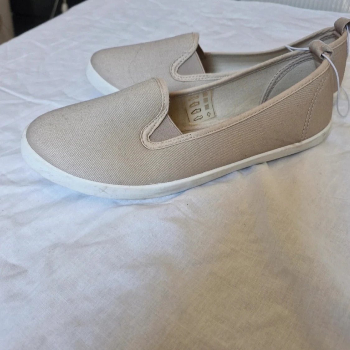 Beige tygskor från Alley, stl 40 - 2