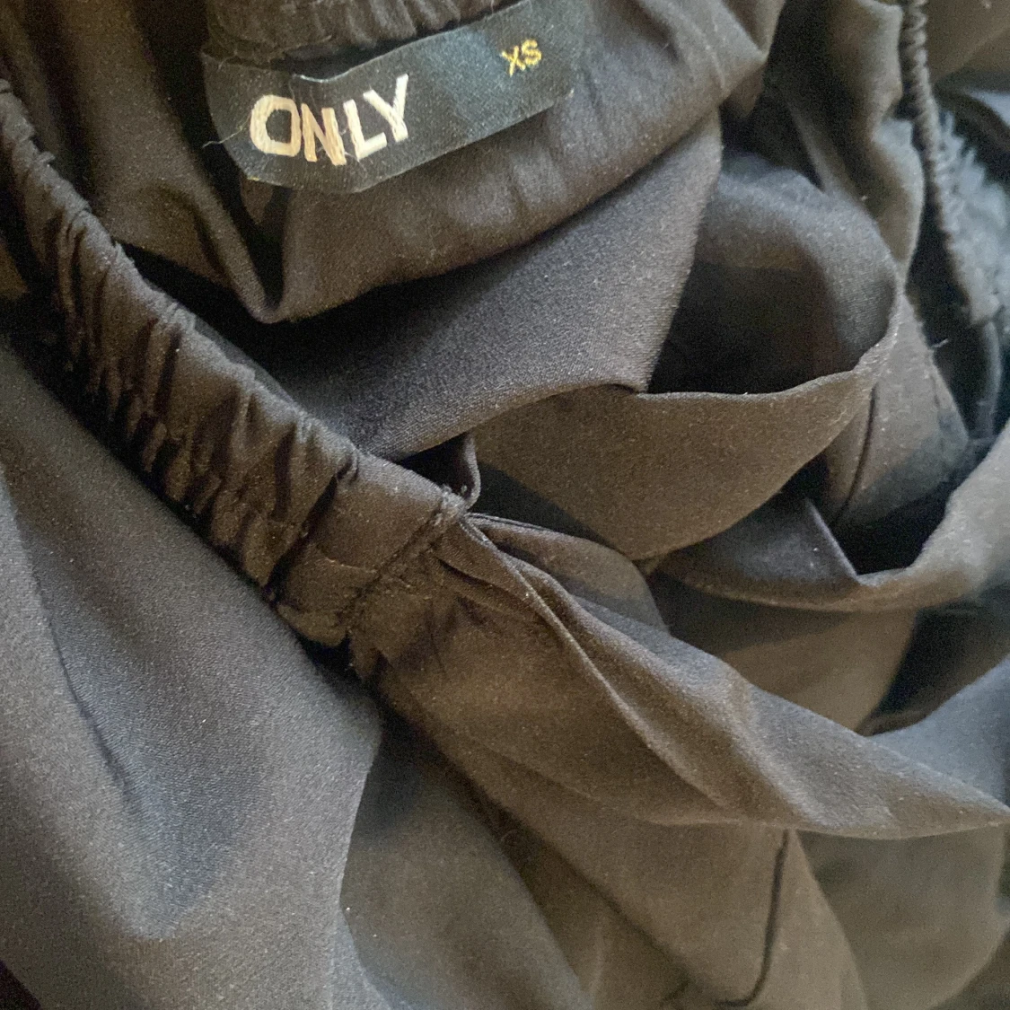 Svart omlottkjol från ONLY XS - 2