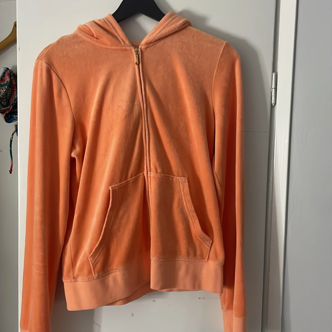Juicy Couture peach velour hoodie L